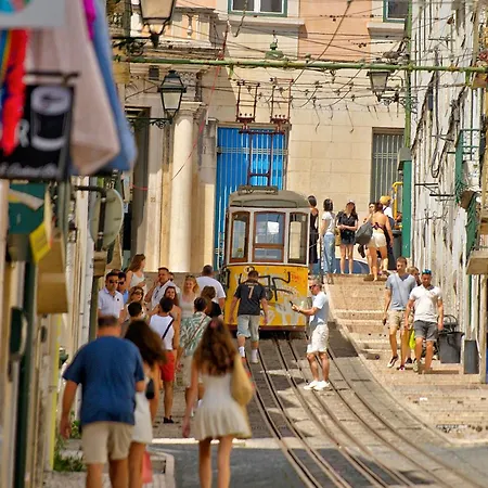 The Blue House - As Portuguesas *