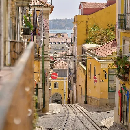 The Blue House - As Portuguesas Апартаменты
